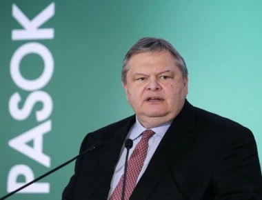 Αντίθετος με την πρωτοβουλία αναθεώρησης Συντάγματος ο Ευ. Βενιζέλος